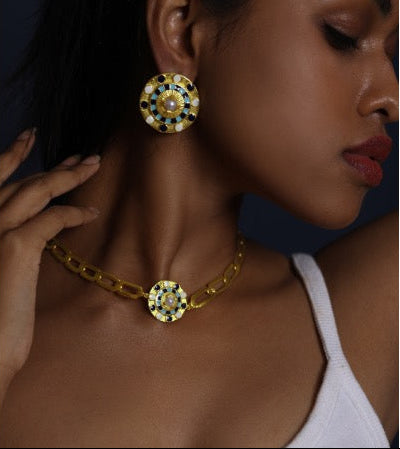Arsinoe-Collier