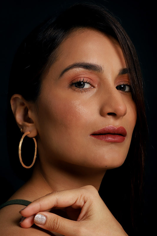 Mirella Hoops