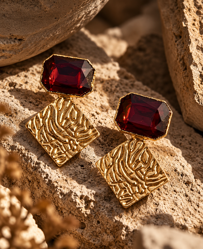 Averia Studs