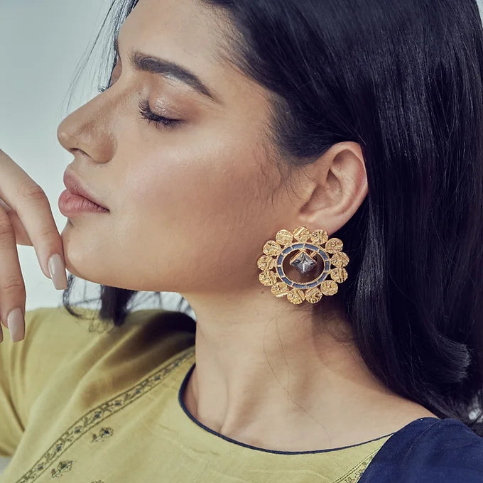 Akhena Studs