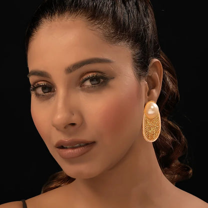 Arieza Earrings