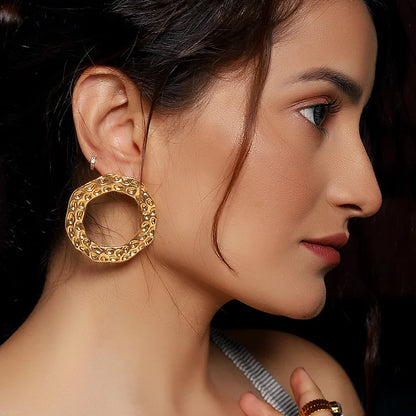 Savana Studs